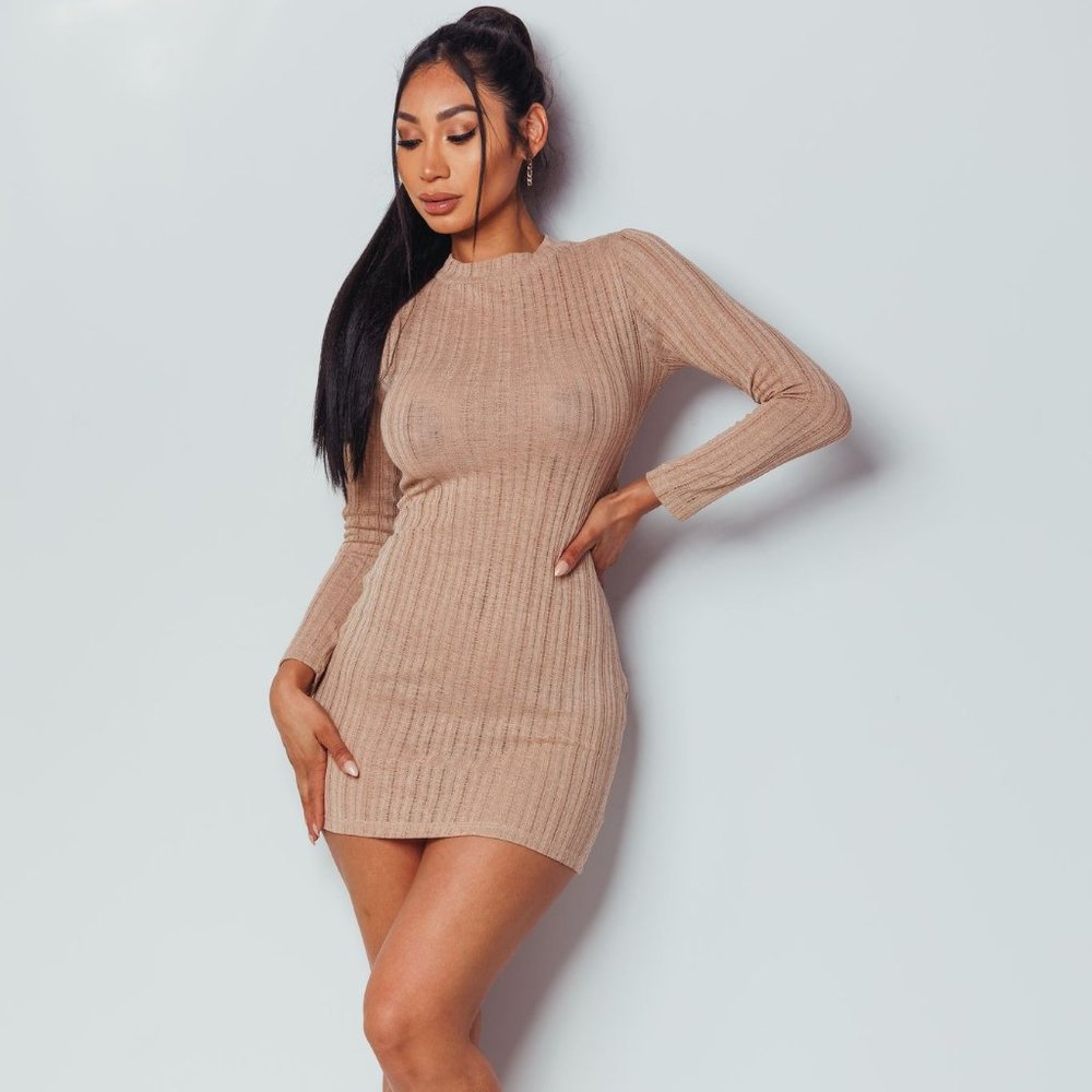 CHARMING BUNNY MINI DRESS WITH OPEN BACK